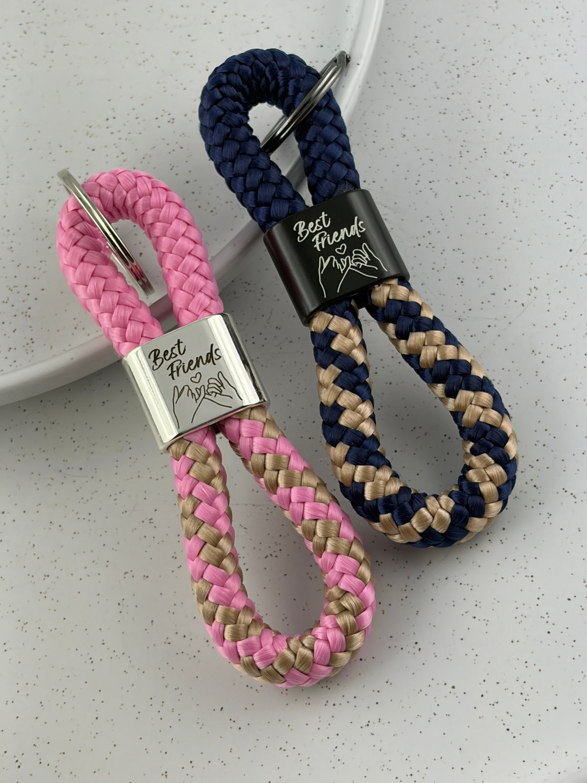 Best friends Geschenk Schlüsselanhänger aus Segelseil mit Freundschaftssymbol