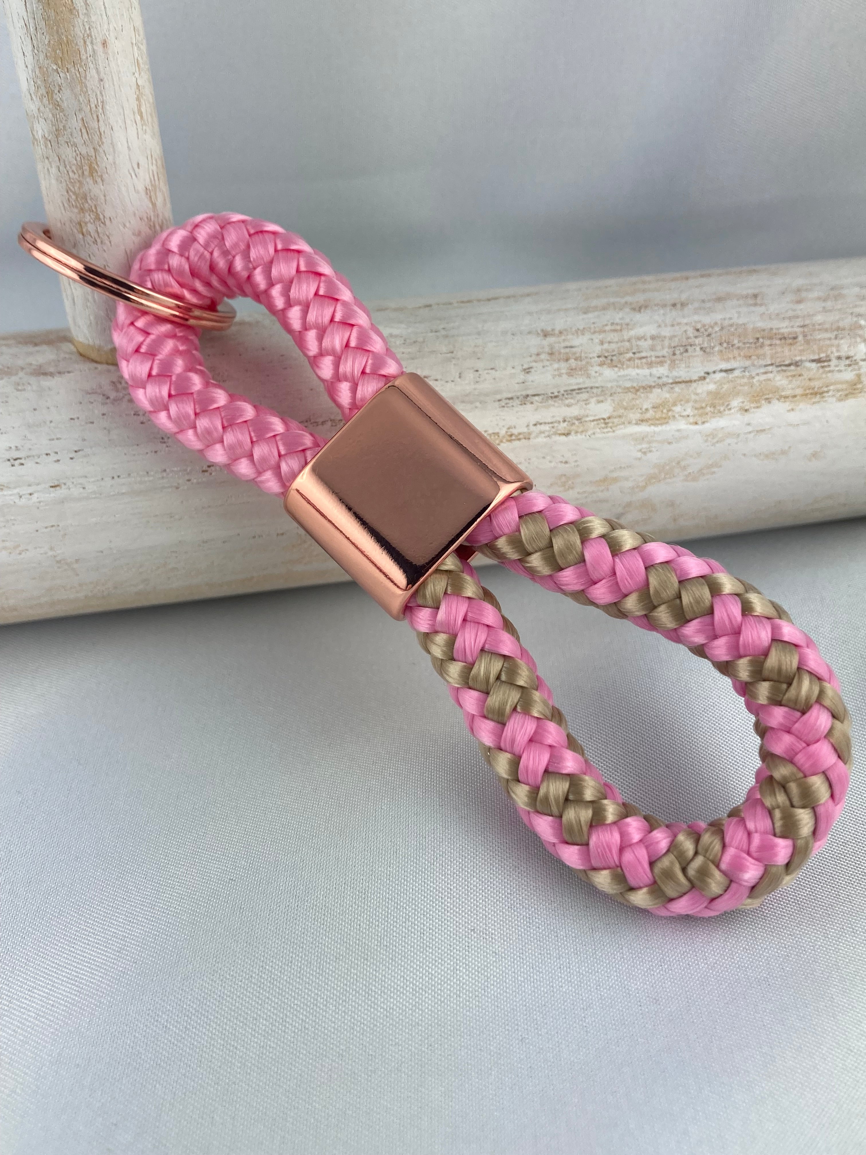 Set Schlüsselband und Schlüsselanhänger aus Segelseil mit Zwischenstück roségoldfarben, rosa/ rosa-beige