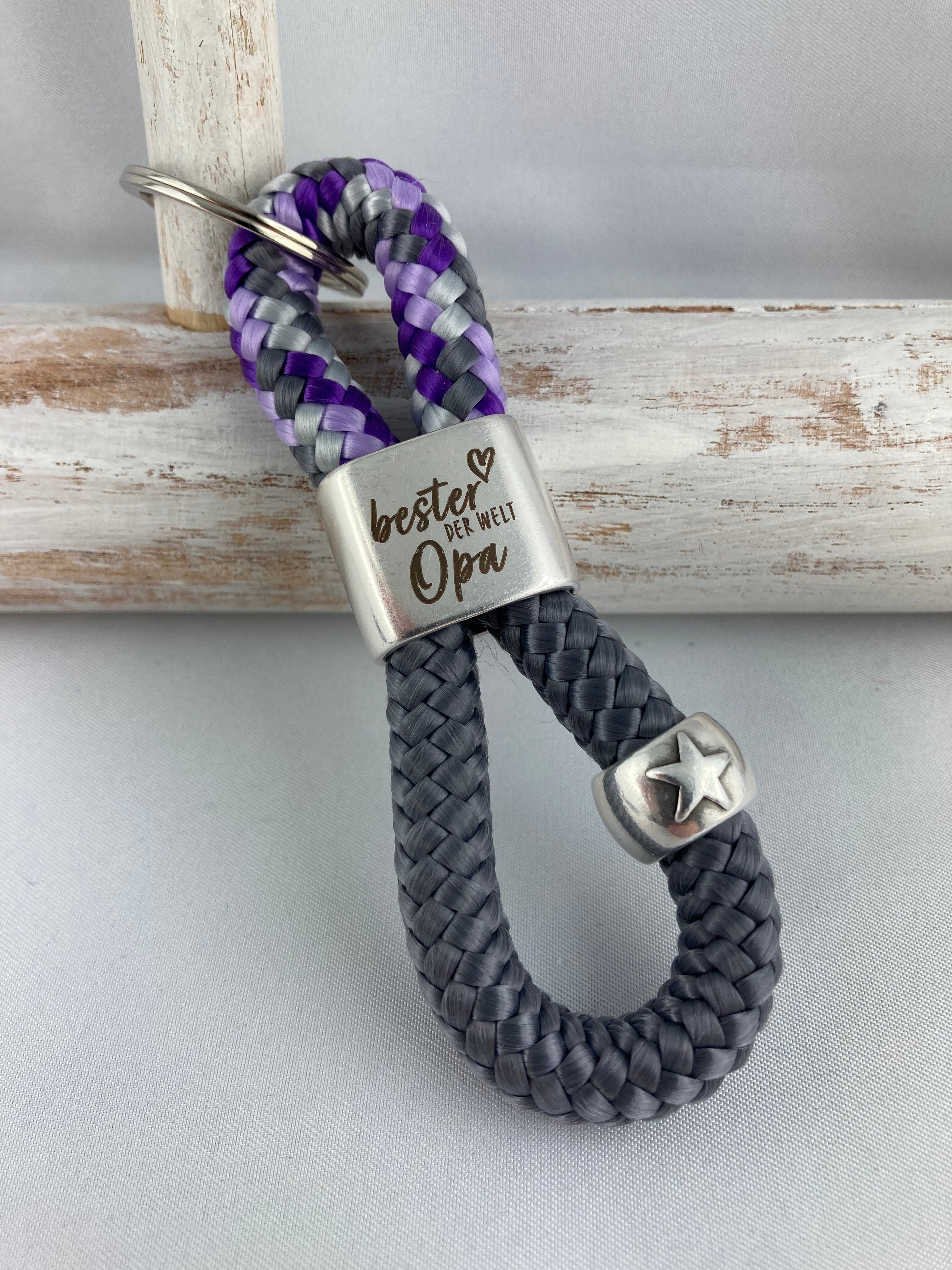 Set Schlüsselanhänger mit Gravur "Bester Opa der Welt und Beste Oma der Welt" - Handgefertigt und mit Schiebeperlen