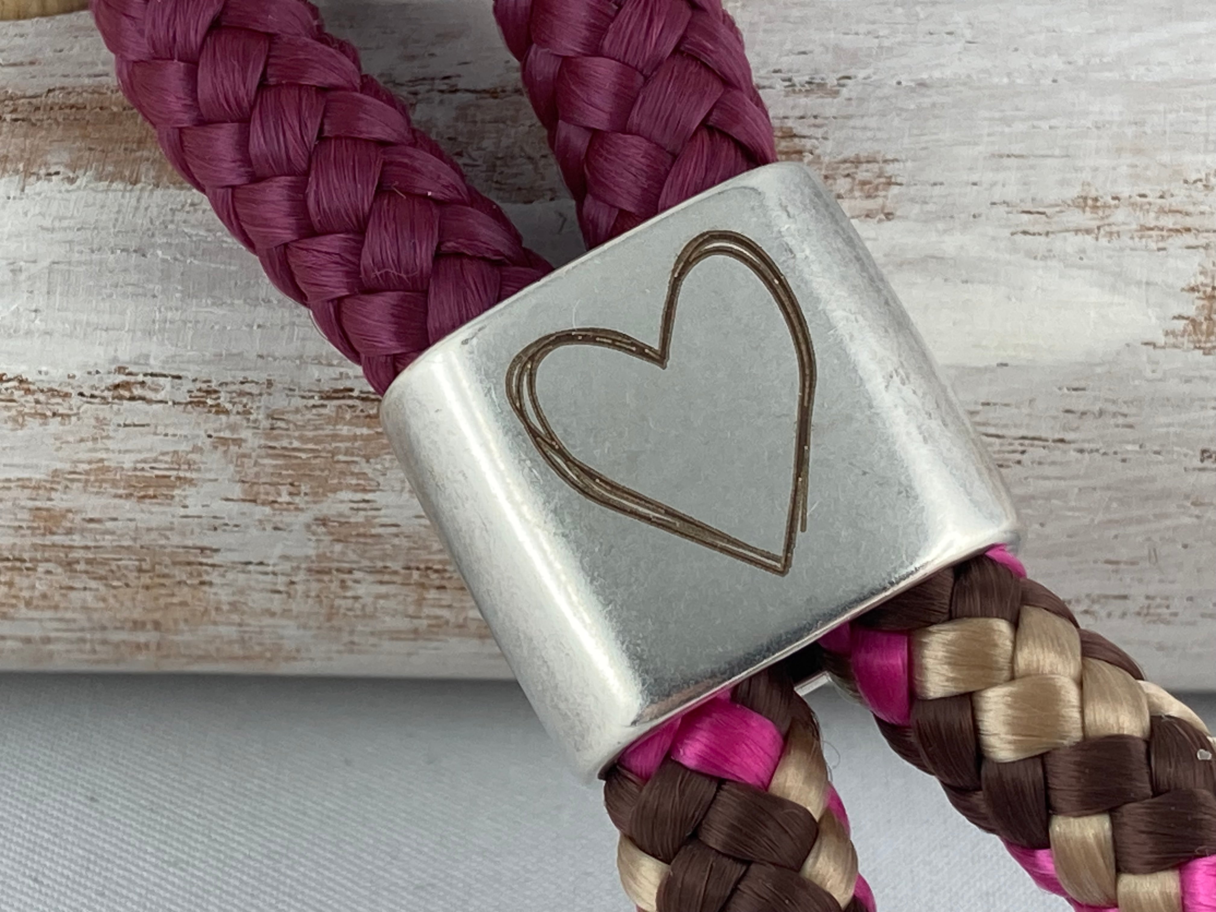 Schlüsselanhänger aus Segelseil mit graviertem Herz - klein und handlich, aubergine/ braun-pink-mix