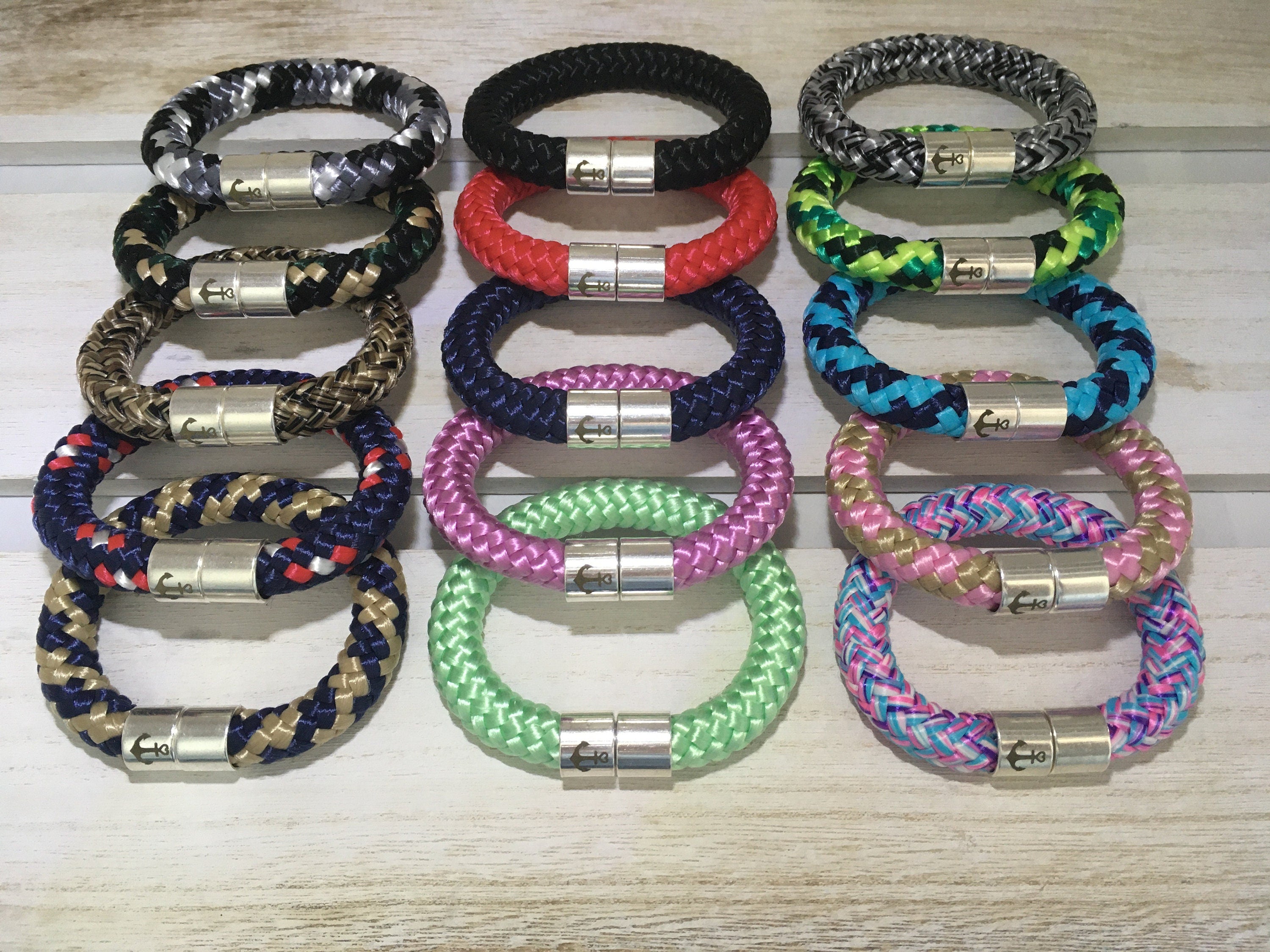 Armband aus Segelseil mit versilbertem Magnetverschluss für Damen und Herren ganz individuell in Wunschfarbe, maritimes Armband