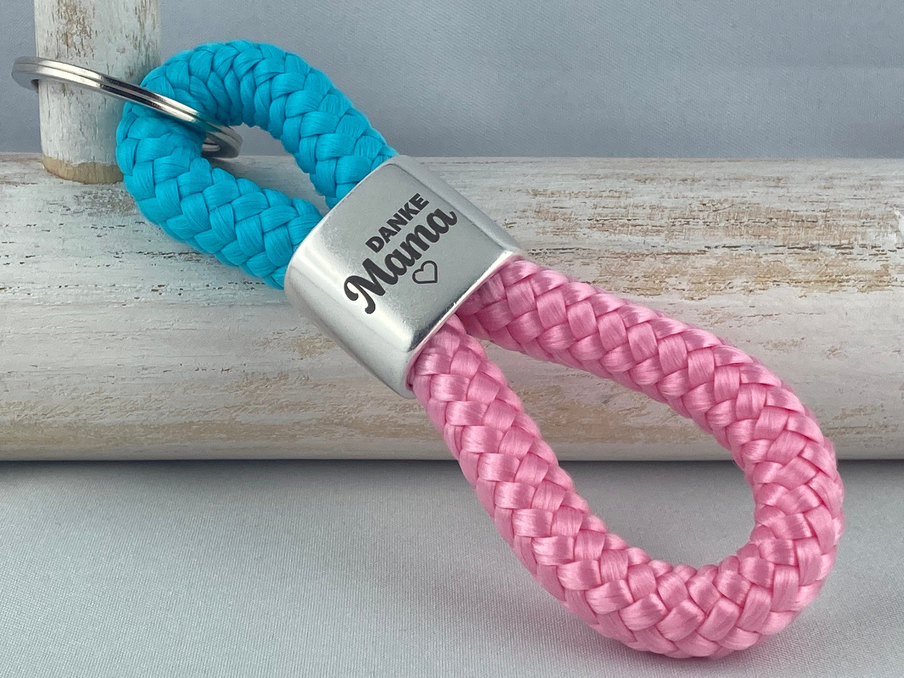 Schlüsselanhänger aus Segelseil mit versilbertem Zwischenstück mit Gravur "Danke Mama", türkis/ rosa