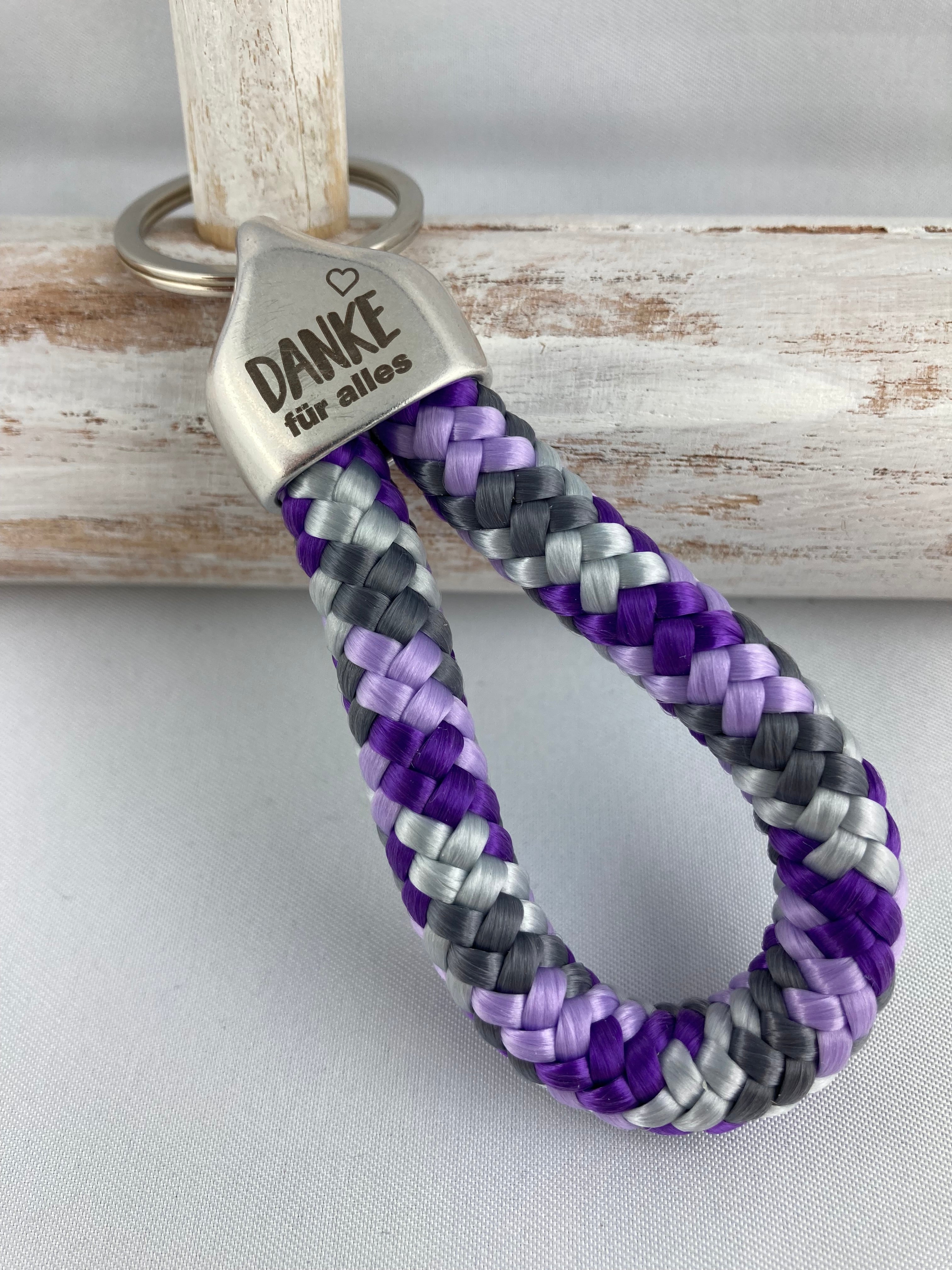 Schlüsselanhänger aus Segelseil mit Gravur "DANKE für alles" - violett-grau-mix