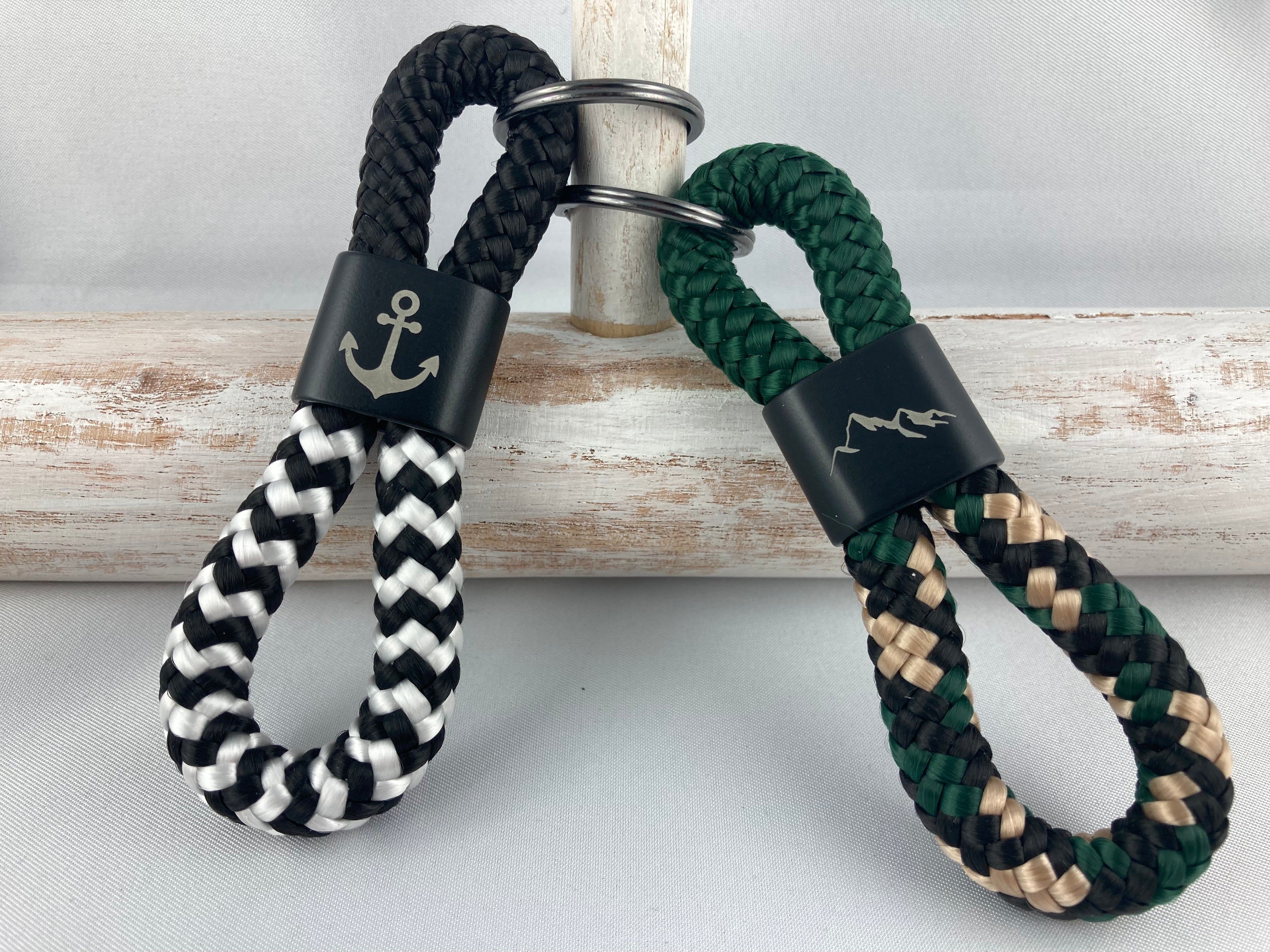 Schlüsselanhänger aus Segelseil mit schwarzem, gravierten Zwischenstück -frei kombinierbar