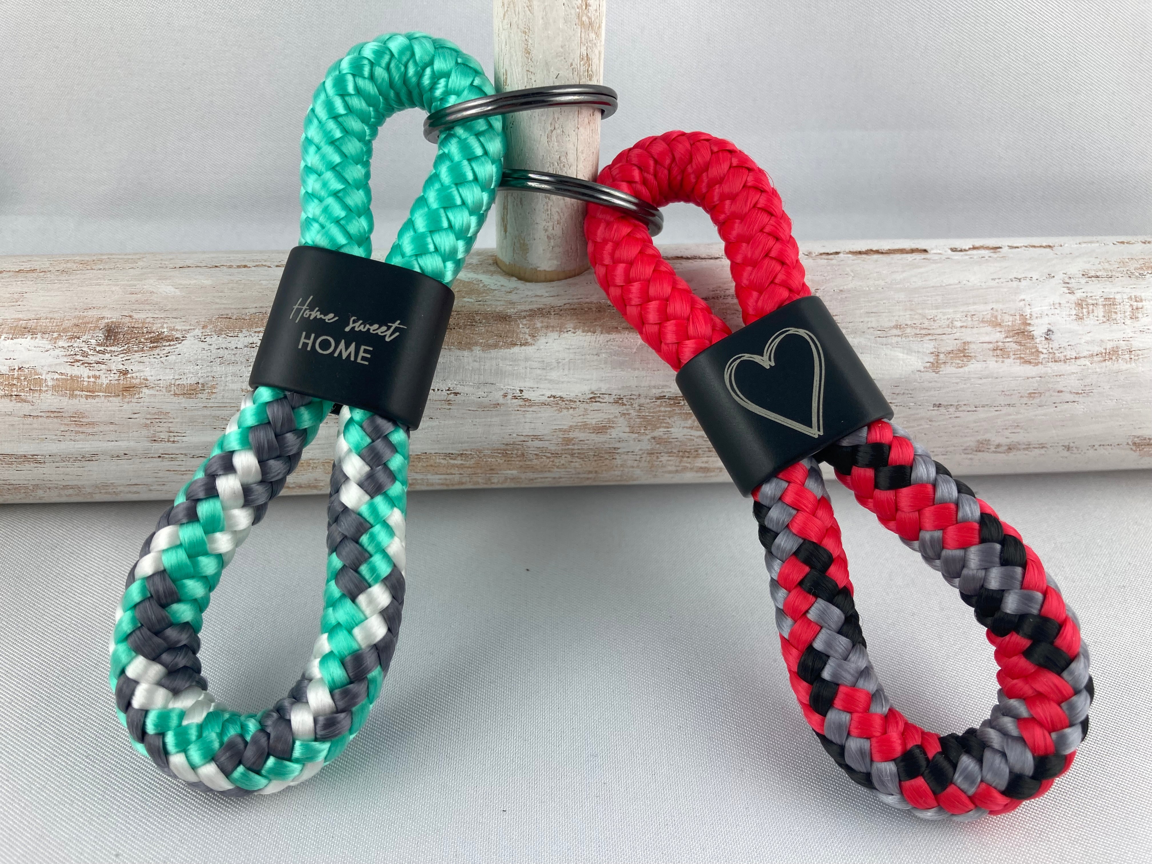 Schlüsselanhänger aus Segelseil mit schwarzem, gravierten Zwischenstück -frei kombinierbar