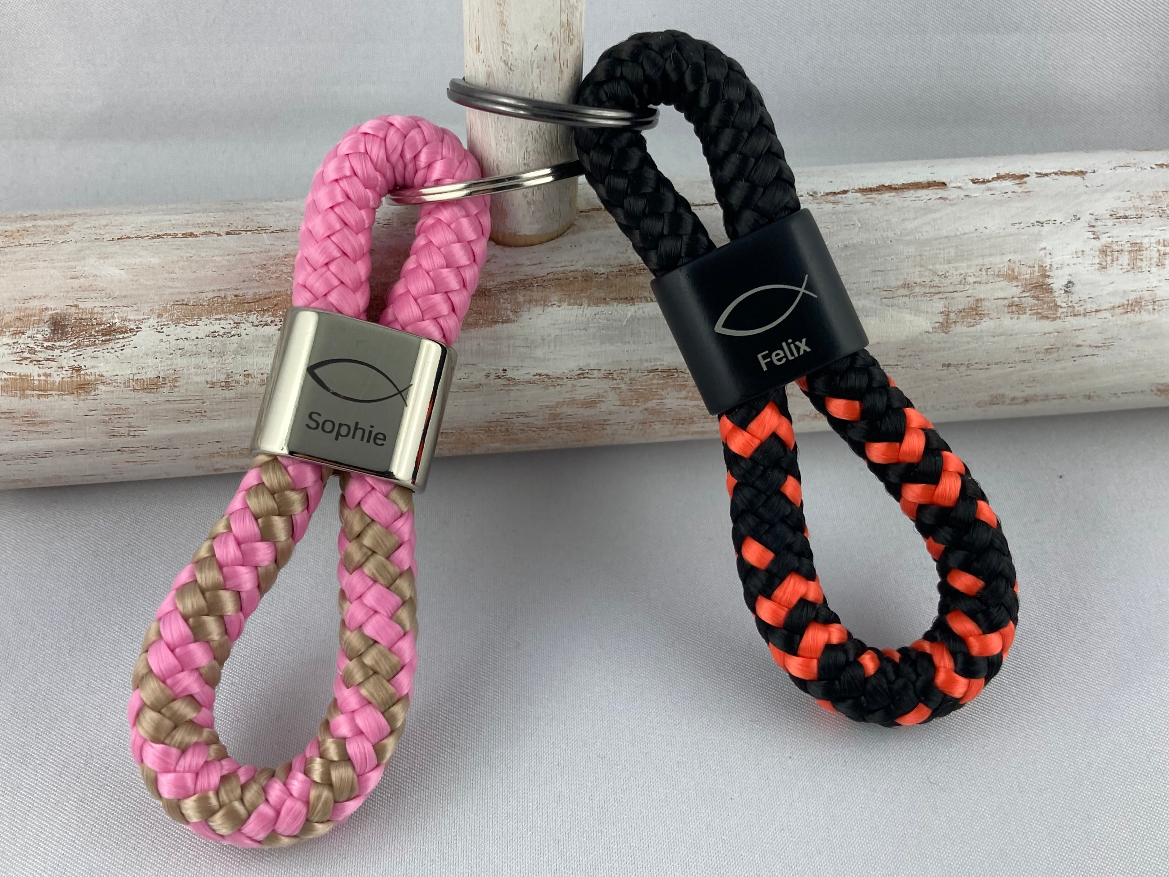 Personalisierter Schlüsselanhänger zur Kommunion und Konfirmation, Fisch-Symbol