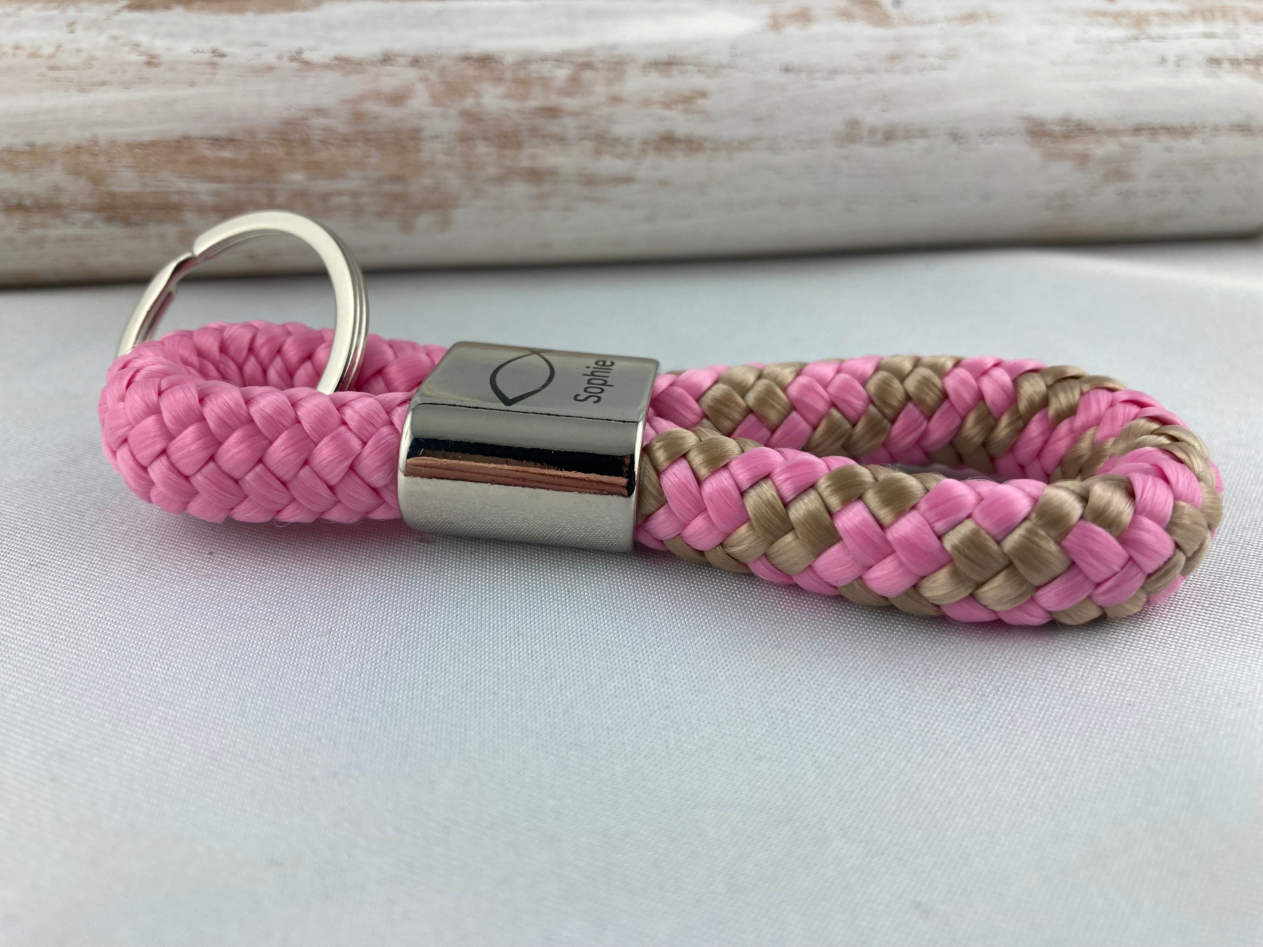 Personalisierter Schlüsselanhänger zur Kommunion und Konfirmation, Fisch-Symbol