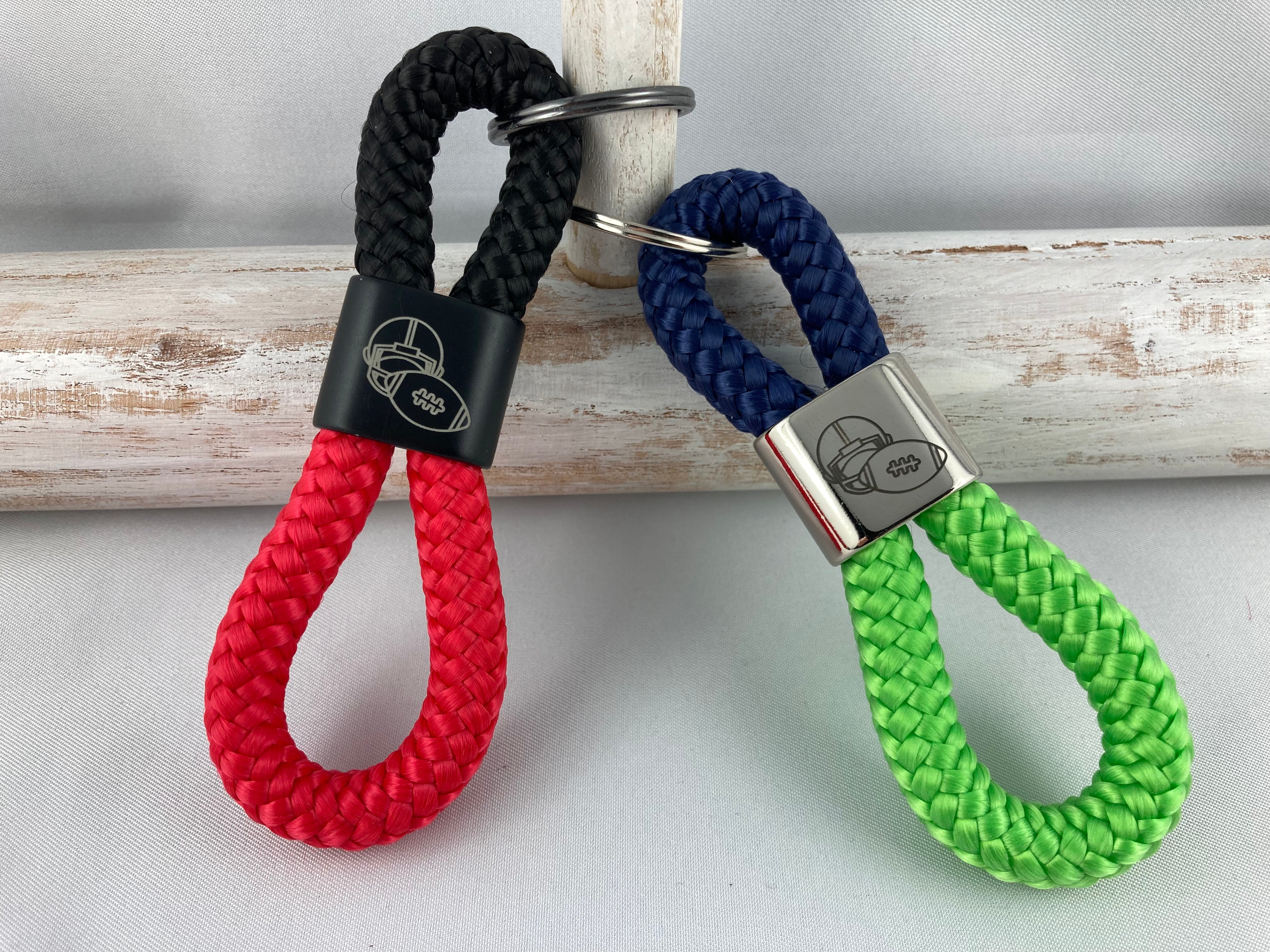 Football-Schlüsselanhänger aus Segelseil - sportliches Geschenk für Football-Fans