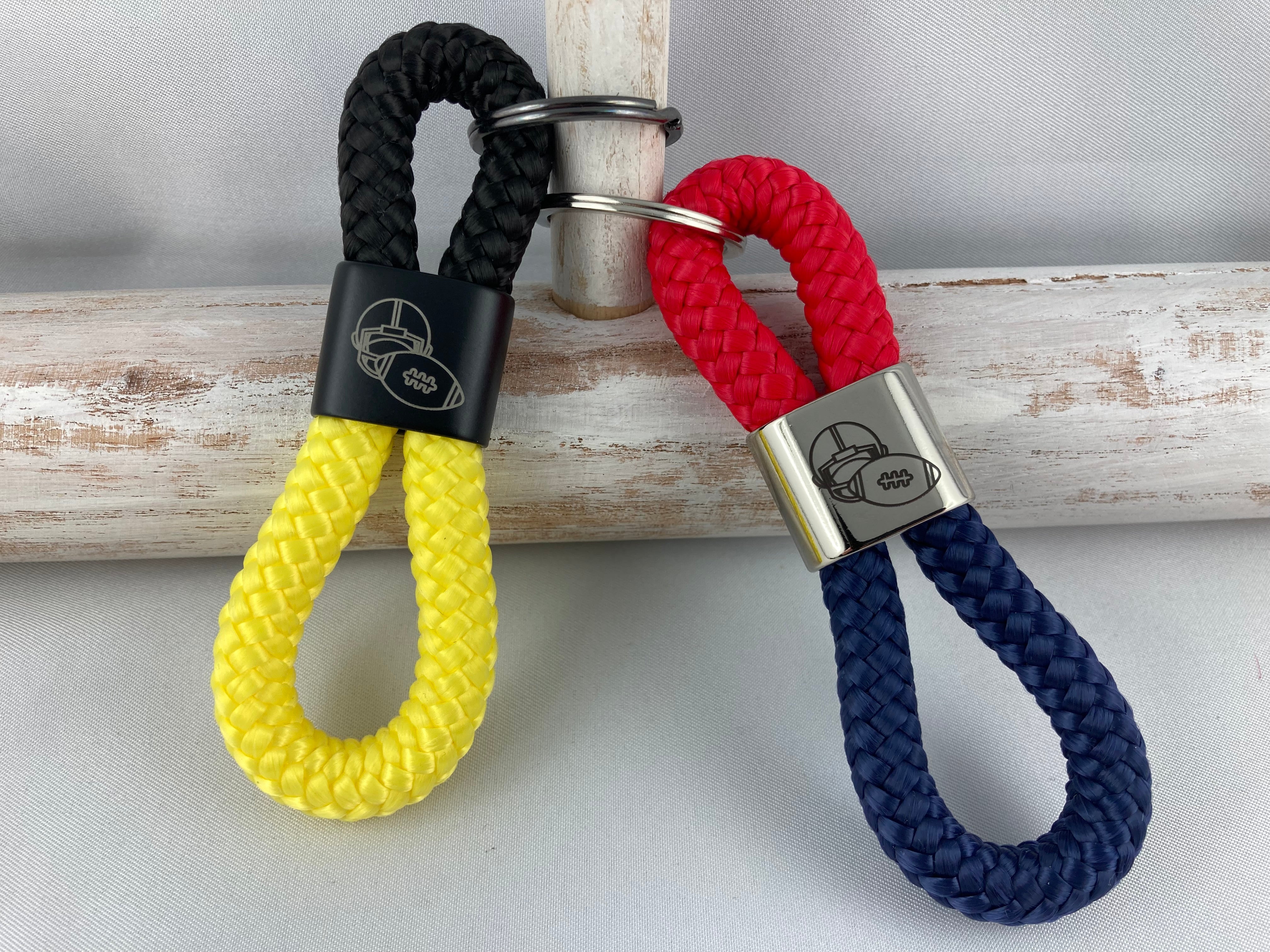 Football-Schlüsselanhänger aus Segelseil - sportliches Geschenk für Football-Fans