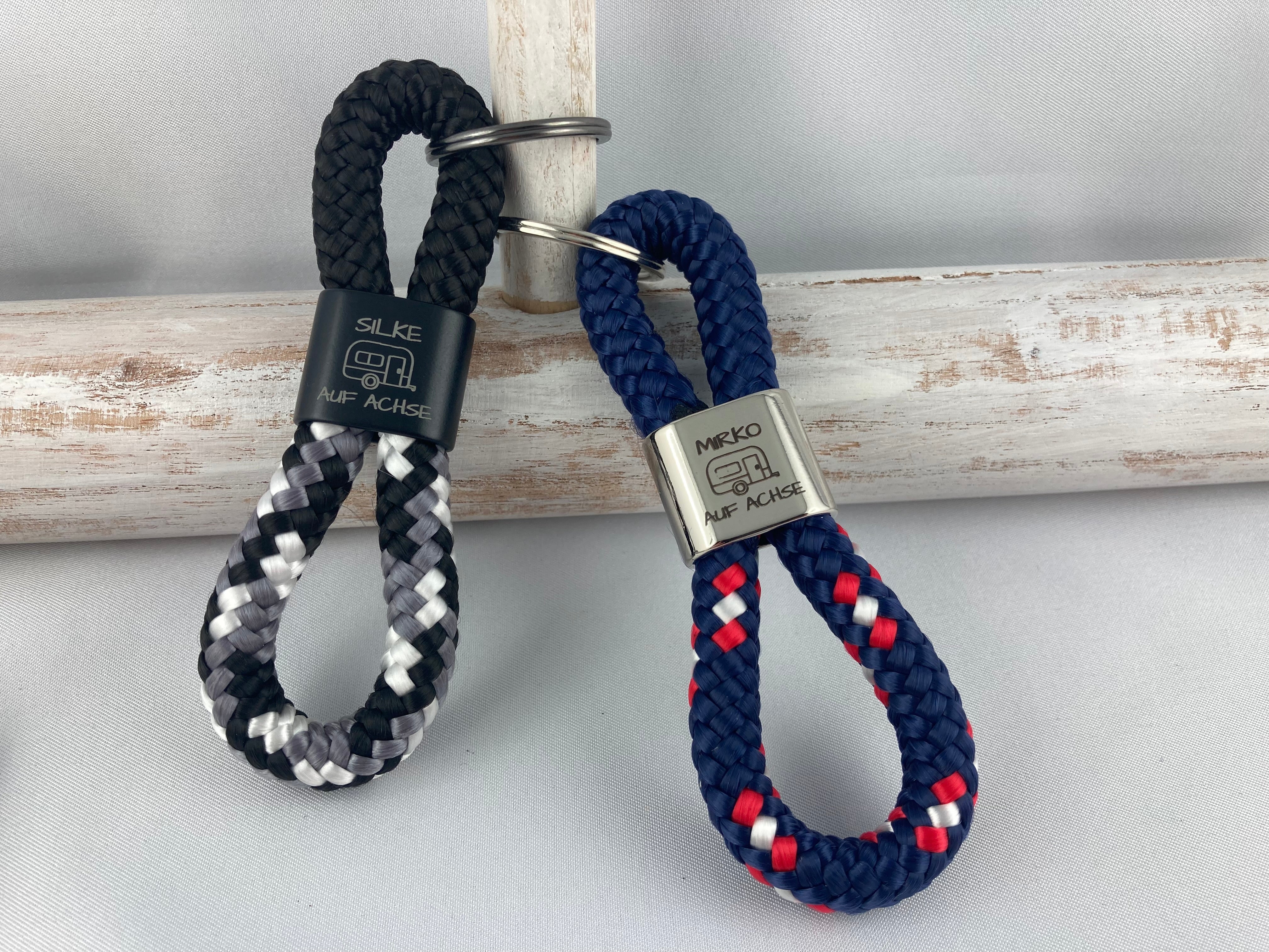 Personalisierter Wohnwagen-Schlüsselanhänger aus Segelseil - mit Namen graviert